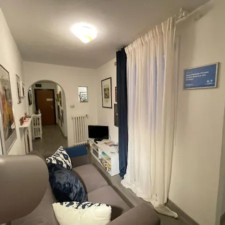 Centro Amorino Con Terrazzo Daire