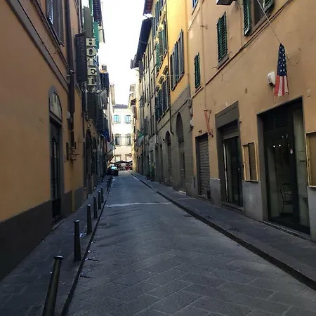 Centro Amorino Con Terrazzo * Florenz